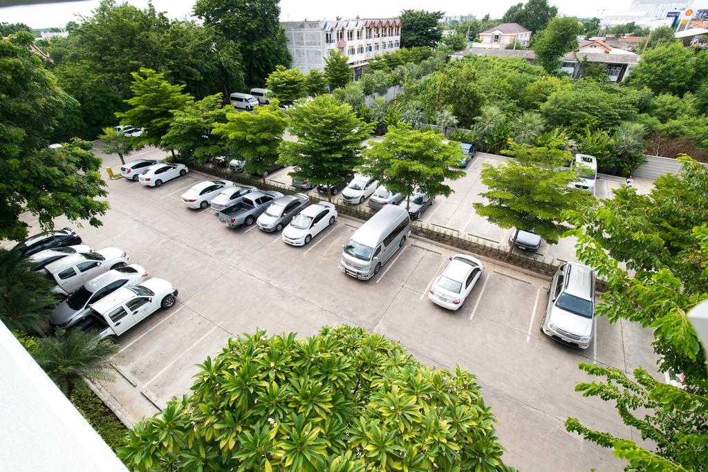 Sima Thani Hotel Nakhonratchasima Εξωτερικό φωτογραφία